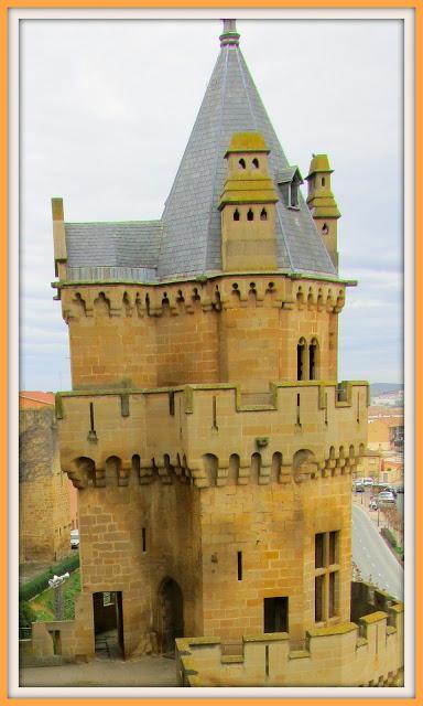 Olite, un paseo por la Edad Media Olite, un paseo por la Edad Media