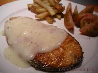 SALMON CON SALSA DE ENELDO