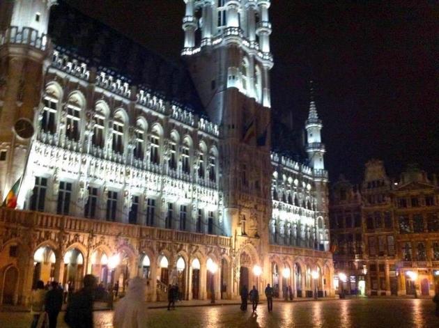 Bruselas de noche