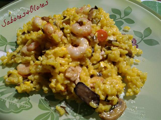 ARROZ FRITO CON CAMARONES ...COREA DEL NORTE (MI VERSIÓN )