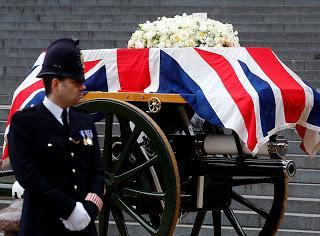 El pésame del Eliseo en franglais