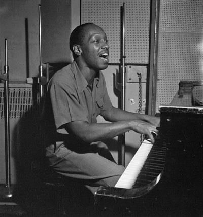 Las Cuatro Vidas de Tadd Dameron (Parte I de III) td_fr.jpg