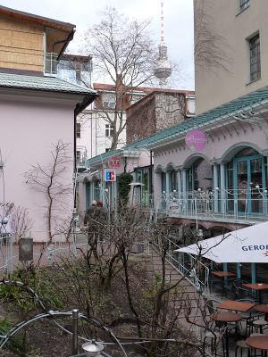 Día 2. Paseos cargados de historia por Berlín!!