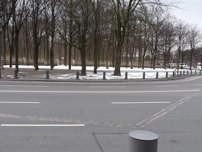 Día 2. Paseos cargados de historia por Berlín!!