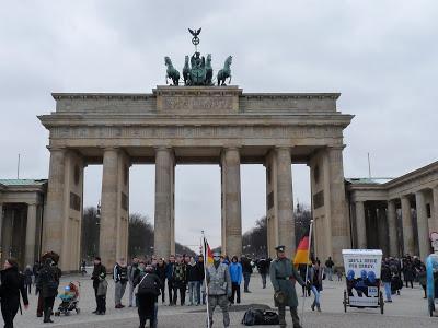 Día 2. Paseos cargados de historia por Berlín!!