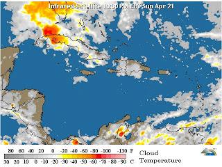 Sigue lloviendo en Bahoruco y otras zonas del Suroeste.