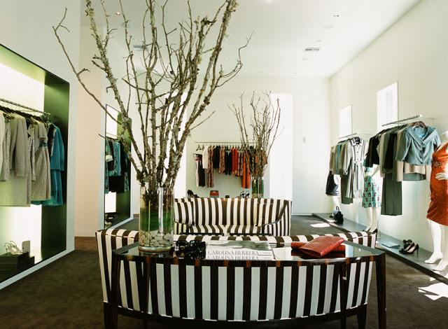 La exquisita deco de las boutiques CAROLINA HERRERA