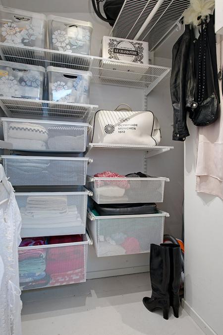 suelo de madera teñida oscura decoración estilo nórdico diseño de interiores duplex y aticos diseño de exteriores diseño de aticos y duplex decoración muebles ikea decoración inspiración nordica decoración en blanco decoración de áticos y dúplex blog decoración nordica escandinava 