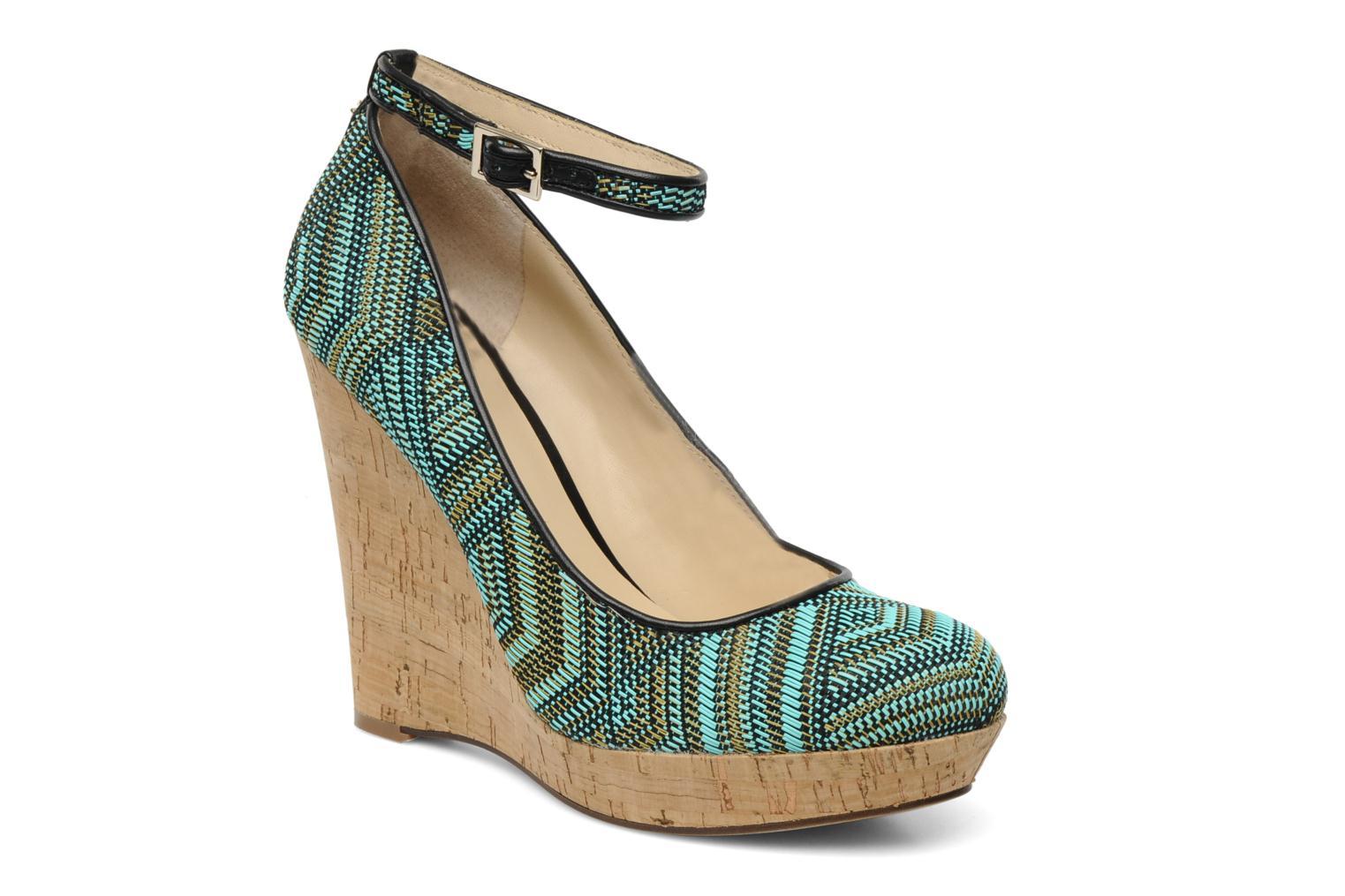 Cómo combinar tu sahariana en primavera