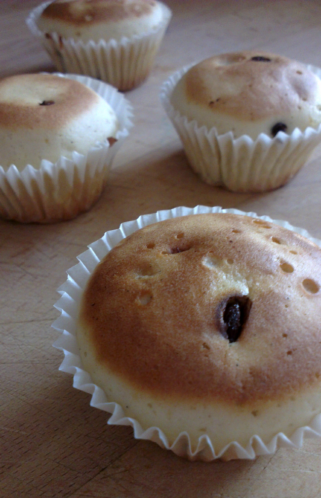 ♥ Muffins de vainilla con pepitas de chocolate y mi opinión sobre las máquinas de cupcakes