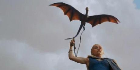 No es tan fácil que Daenerys se desprenda de sus dragones en Juego de Tronos