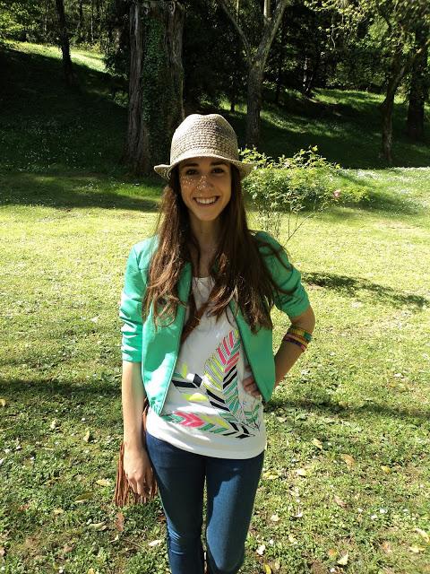 Combinando una chaqueta verde