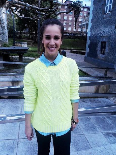 Fluor sweater