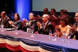 Danilo y Correa inauguran Feria del Libro.