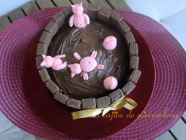 Tarta de chocolate cerditos en  cuba de barro