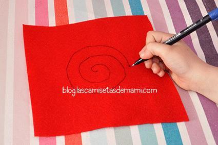 Celebrando el día del libro con una rosa de fieltro rosa-fieltro-14