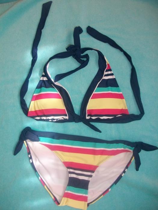 * PRIMARK: CUERO, STRASS, RAYAS