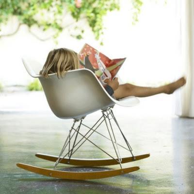 EAMES Rocking Chair y un sorteo / EAMES Rocking Chair