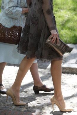Dña. Letizia repite vestido de Felipe Varela en la entrega del Premio Cervantes