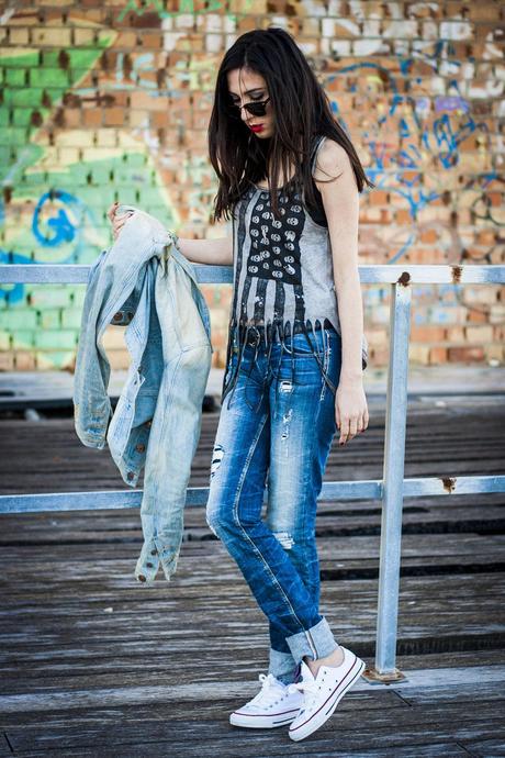 Rebel Spirit rocker look