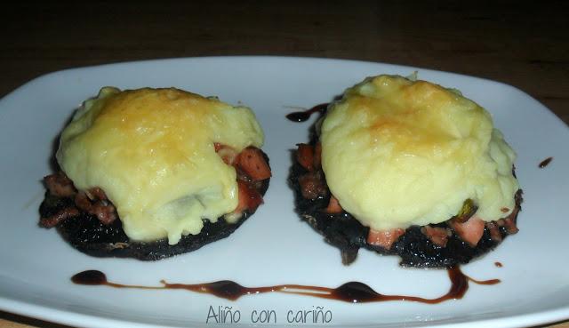 CHAMPIÑONES PORTOBELLO RELLENOS DE CARNE Y  PURÉ DE PATATA