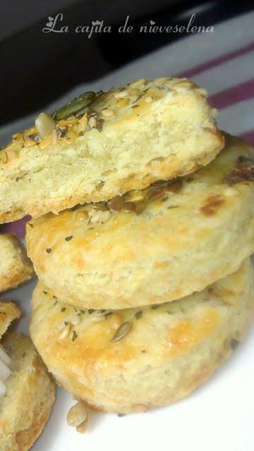 Scones de pesto y anchoa