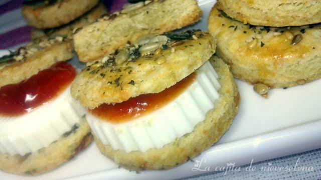 Scones de pesto y anchoa
