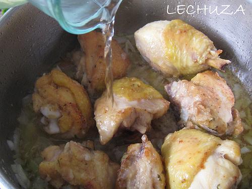 POLLO EN PEPITORIA (10)