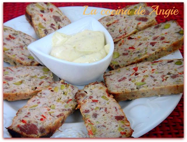 FIAMBRE DE AVE Y PISTACHOS