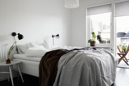 suelo de madera oscura decoración estilo nórdico decoración diseño decoración pisos pequeños decoración nórdica escandinava decoración masculina decoración interiores pequeños decoración diseño de interiores decoración de dormitorios blog decoración nordica escandinava blog decoracion interiores 