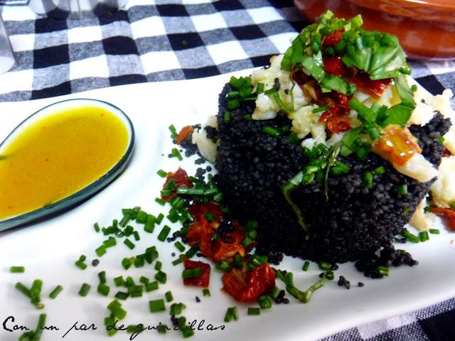 Cous-cous negro con bacalao desmigado