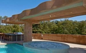 Rihanna y su nueva mansión