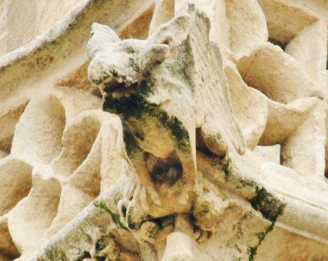 Las gárgolas de la Catedral (4): la fachada oeste.