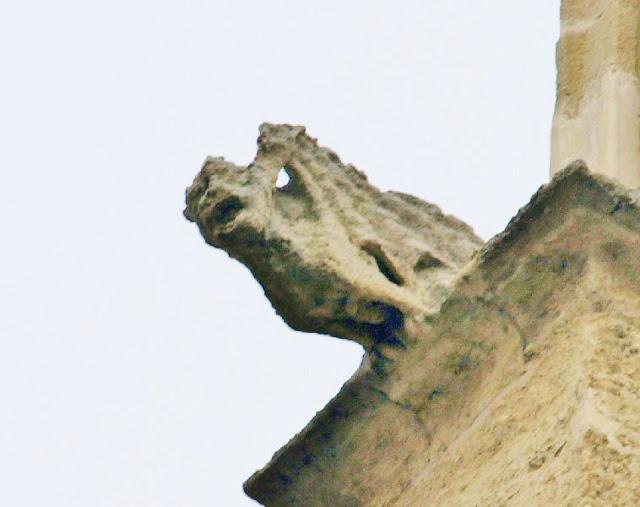 Las gárgolas de la Catedral (4): la fachada oeste.