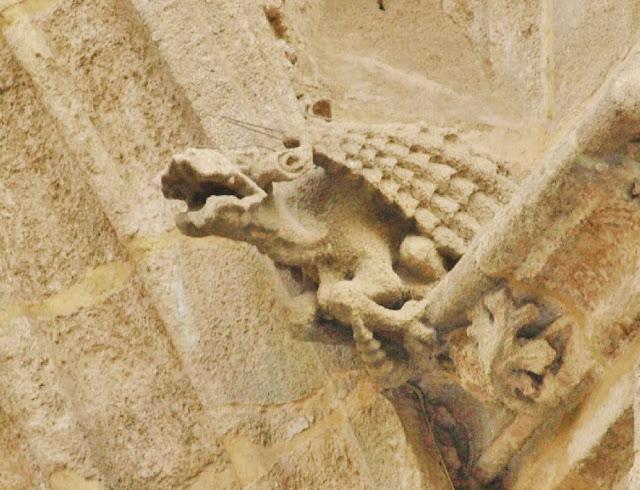 Las gárgolas de la Catedral (4): la fachada oeste.