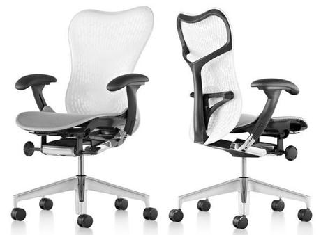 Herman Miller Mirra 2 :: silla de escritorio