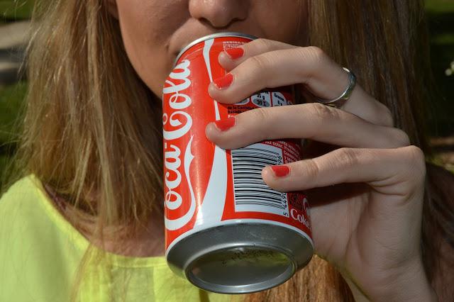 NAIL POLISH & MAKE UPBuenas tardes!!! Para celebrar q...