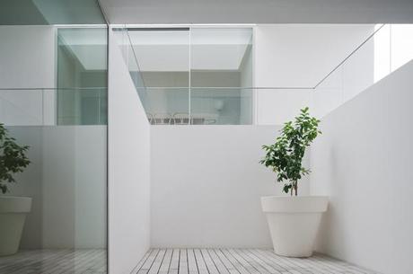 Una casa muy especial en Leiria por Aires Mateus / A very special house in Leiria (Portugal), by Aires Mateus