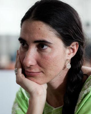 Cuarenta preguntas a las que Yoani Sánchez no responde. Cuarenta preguntas a las que Yoani Sánchez no responde.