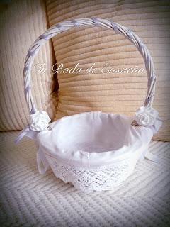 Detalles Boda: Cesta Porta Arras y Bouquet Porta Alianzas