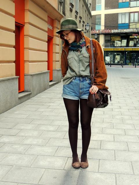 Shorts & dad's jacket ♦ Outfit