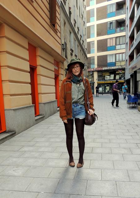 Shorts & dad's jacket ♦ Outfit