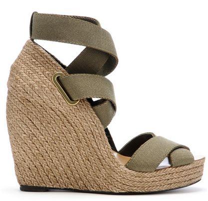 Espadrilles, sandalias de esparto con plataforma...Quién dijo que no eran elegantes?
