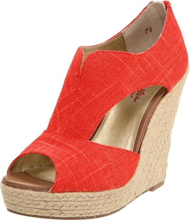 Espadrilles, sandalias de esparto con plataforma...Quién dijo que no eran elegantes?