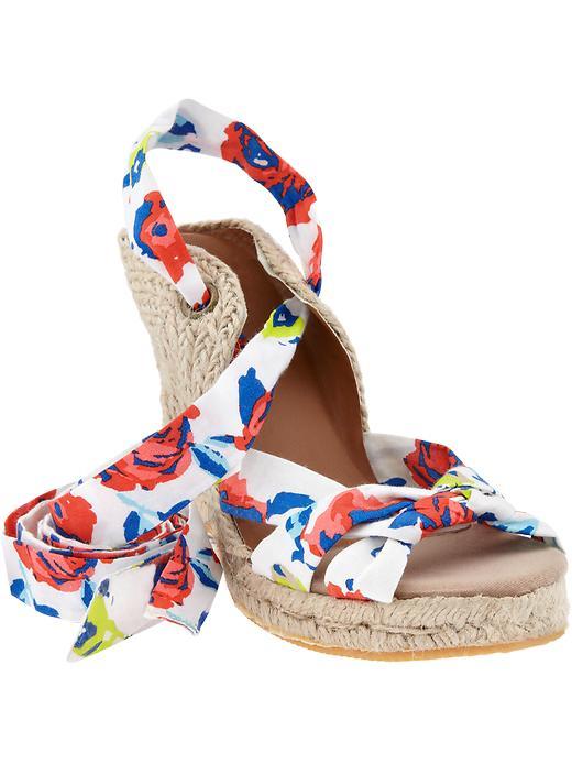 Espadrilles, sandalias de esparto con plataforma...Quién dijo que no eran elegantes?