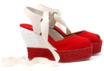 Espadrilles, sandalias de esparto con plataforma...Quién dijo que no eran elegantes?
