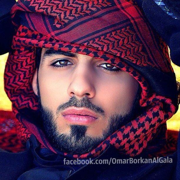 Expulsado de Arabia por ser demasiado guapo