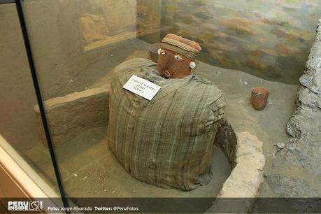 fardo-funerario-huari