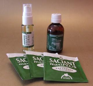 ESSENTIA BOX de Abril 2013