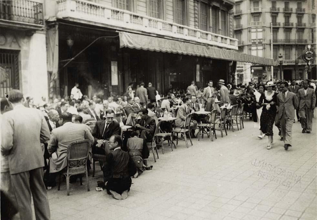 BARCELONA...HOMENAJE A CARLOS PÉREZ DE ROZAS MASDÉU, FOTOGRAFO...27-04-2013...2000 POST, MUCHAS GRACIAS A TOD@S AMIGOS...